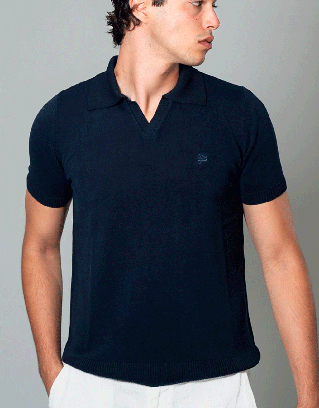 Polo en maille bleu marine