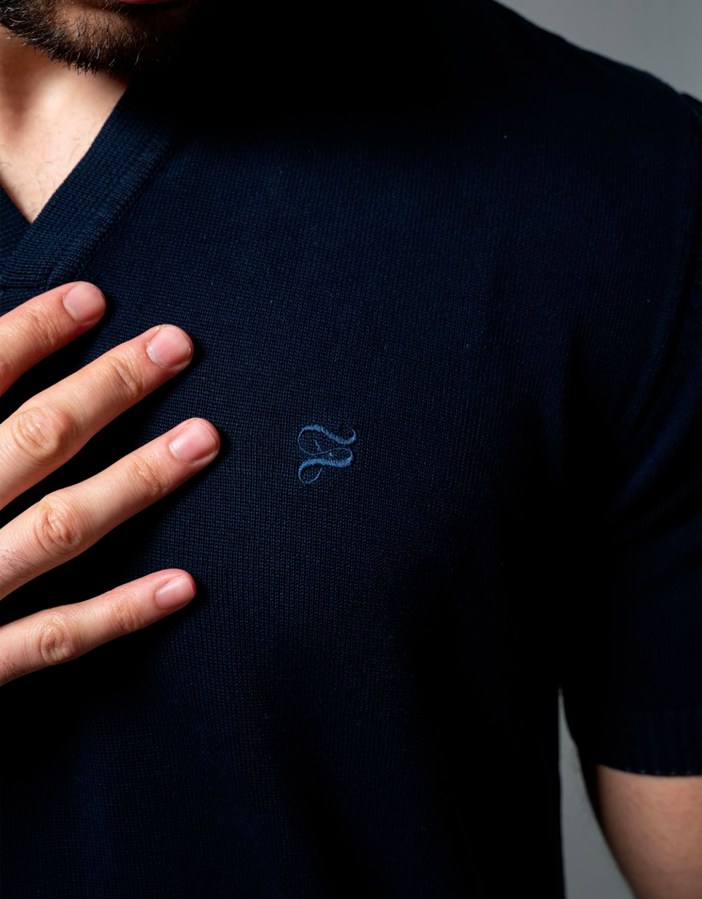 Polo en maille bleu marine – Image 3