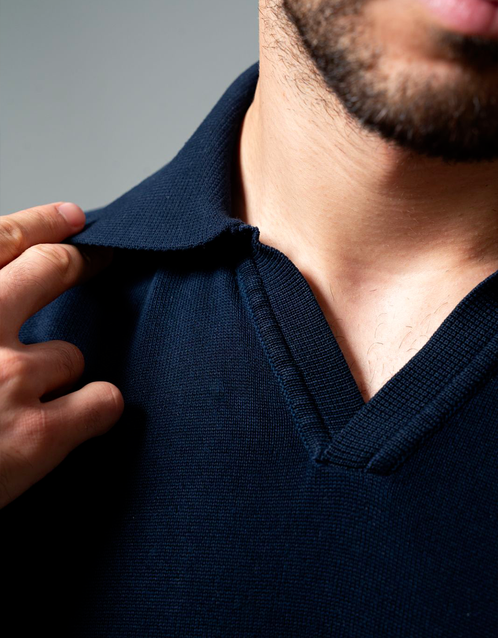 Polo en maille bleu marine – Image 4
