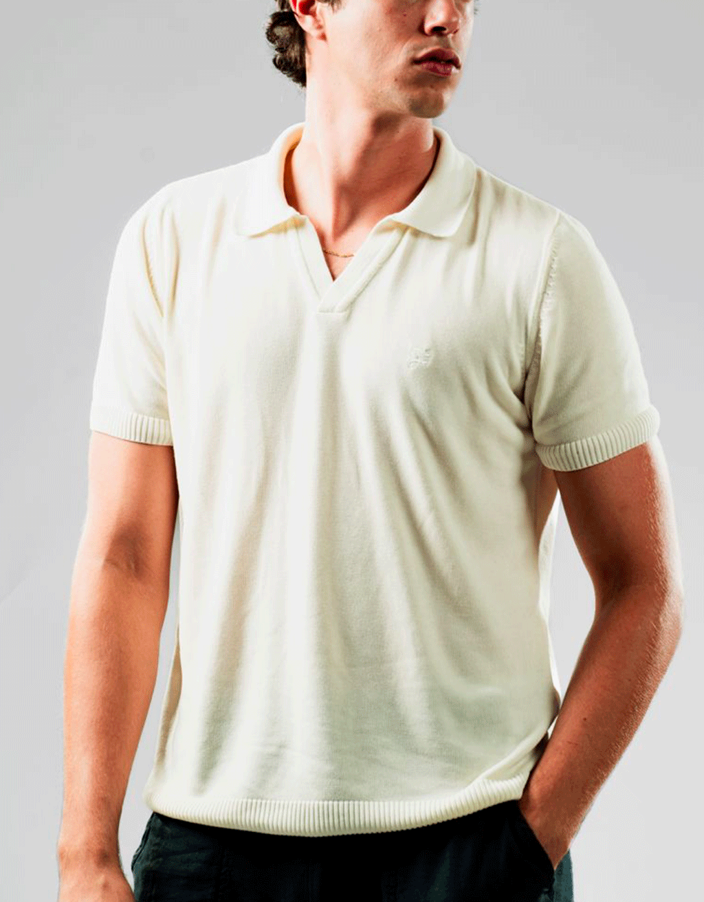 Polo en maille crème